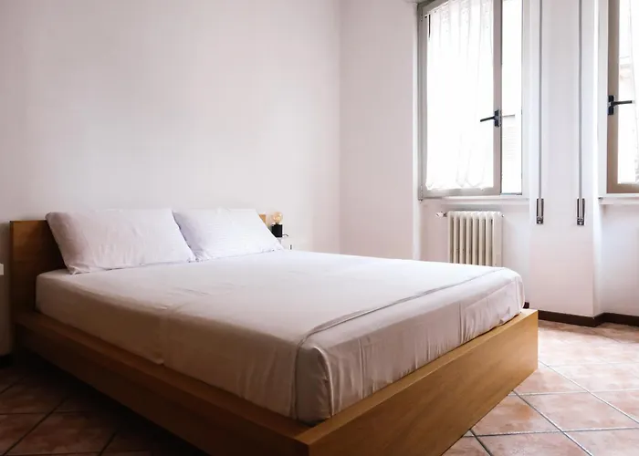 Flora Inn, Paglia 2 - Nel Cuore Del Centro Citta アパート ベルガモ