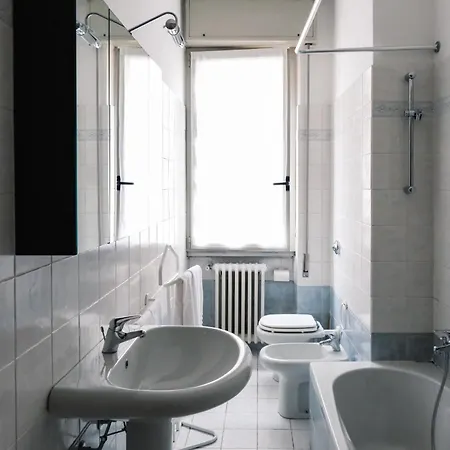 Flora Inn, Paglia 2 - Nel Cuore Del Centro Citta דירה